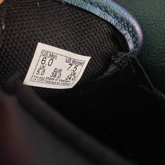 Vans Slip On - Picture 9 of 9